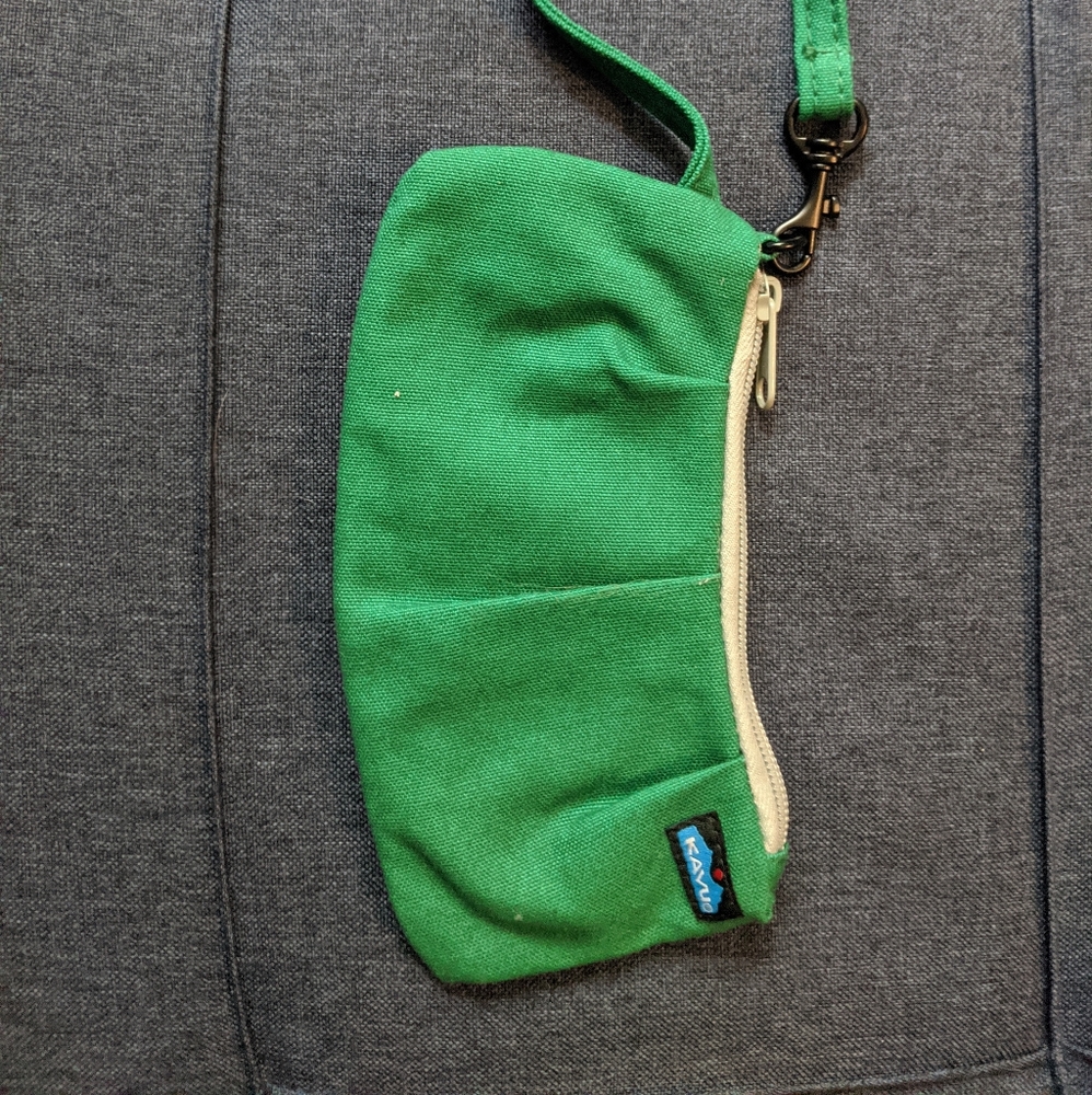 Green kavu purse